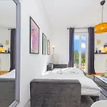 Appartement Confort Au Centre-ville Et Pres De La *
