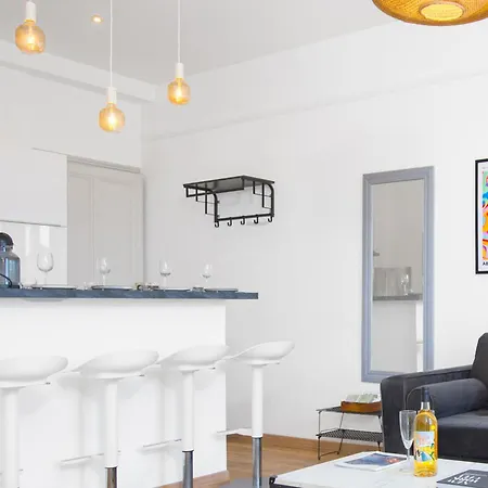 Confort Au Centre-ville Et Pres De La * Mentona